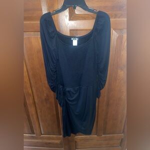NWOT Venus Black dress